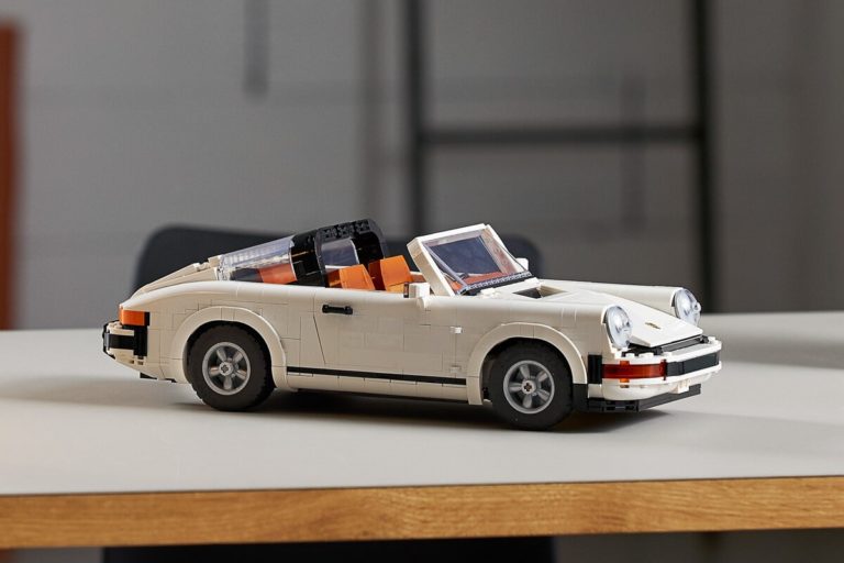 LEGO Porsche 911 Turbo a Targa (10295) – oficiálne obrázky a video