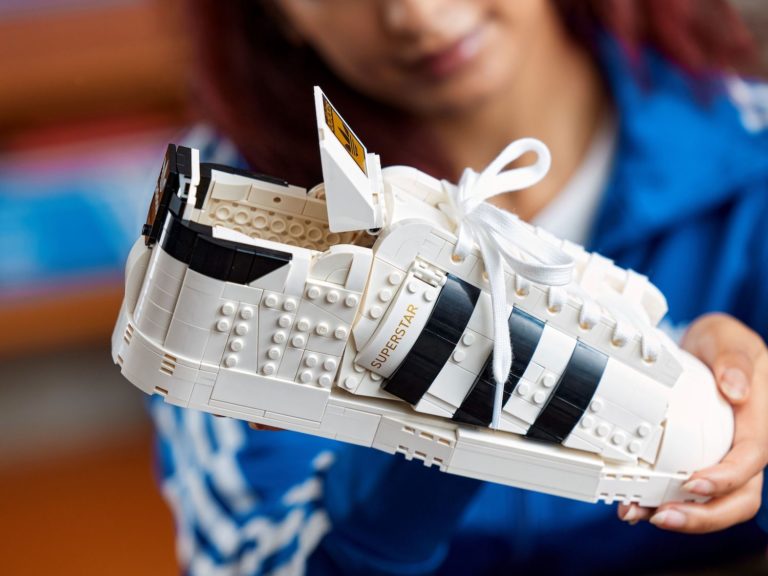 LEGO 10282 Adidas Superstar + LEGO 40486 Superstar Sneaker GWP